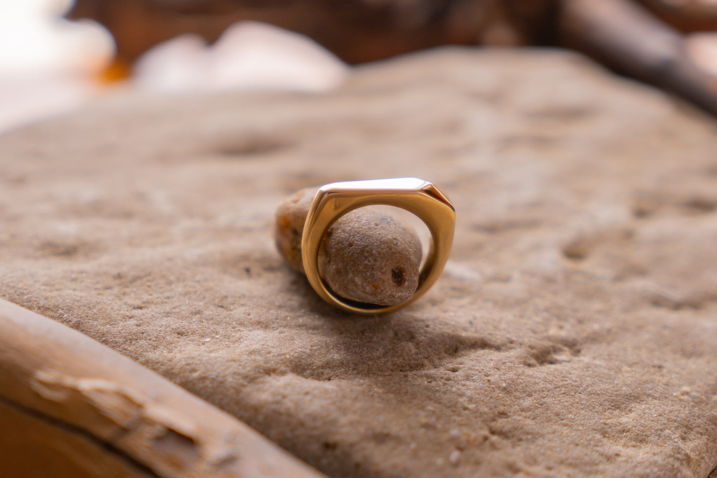 Anillo Corsica