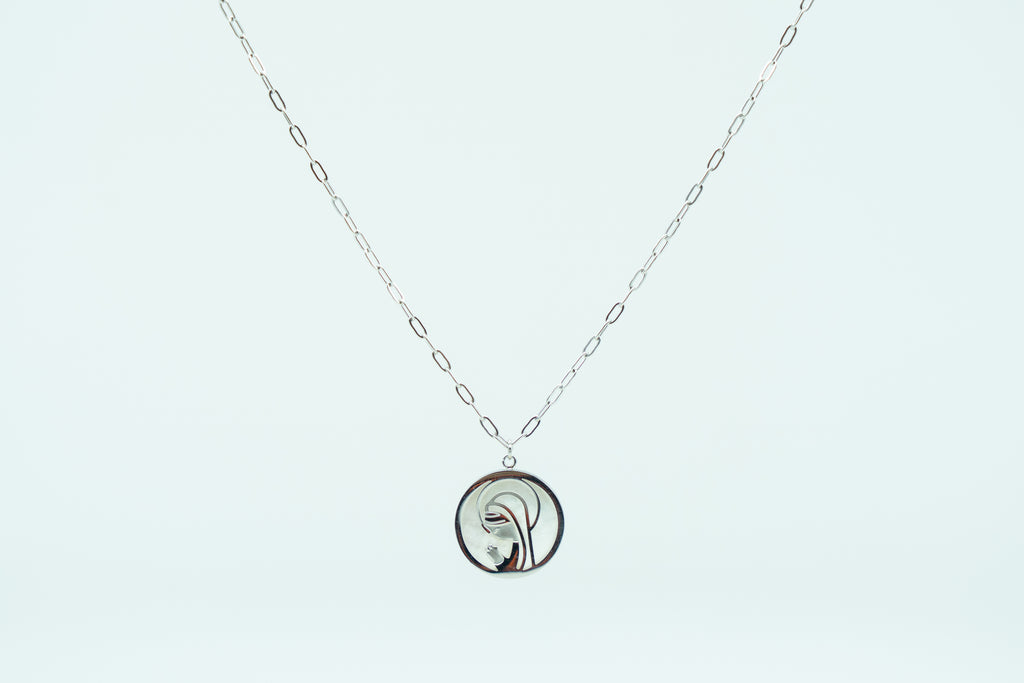 Choker Virgen Niña Nácar