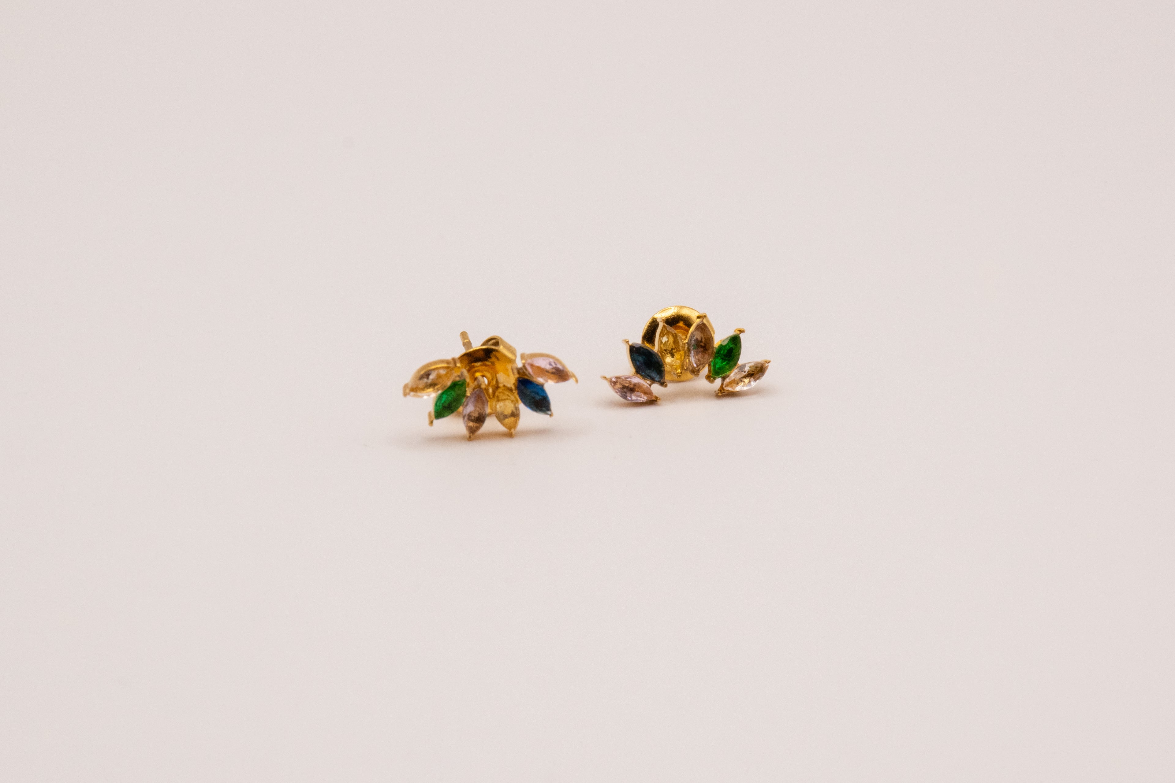 Pendientes Pou