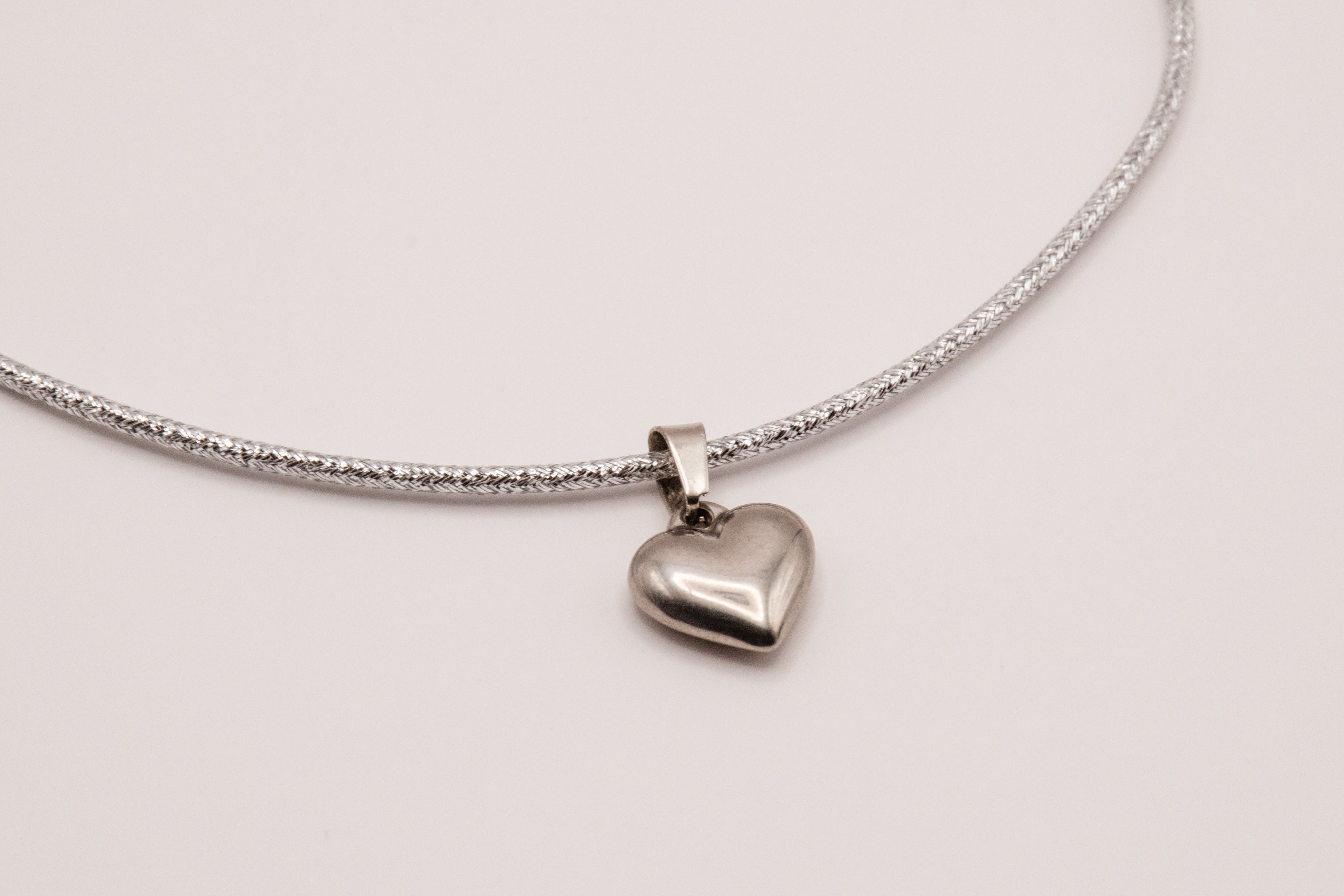 Choker Iman