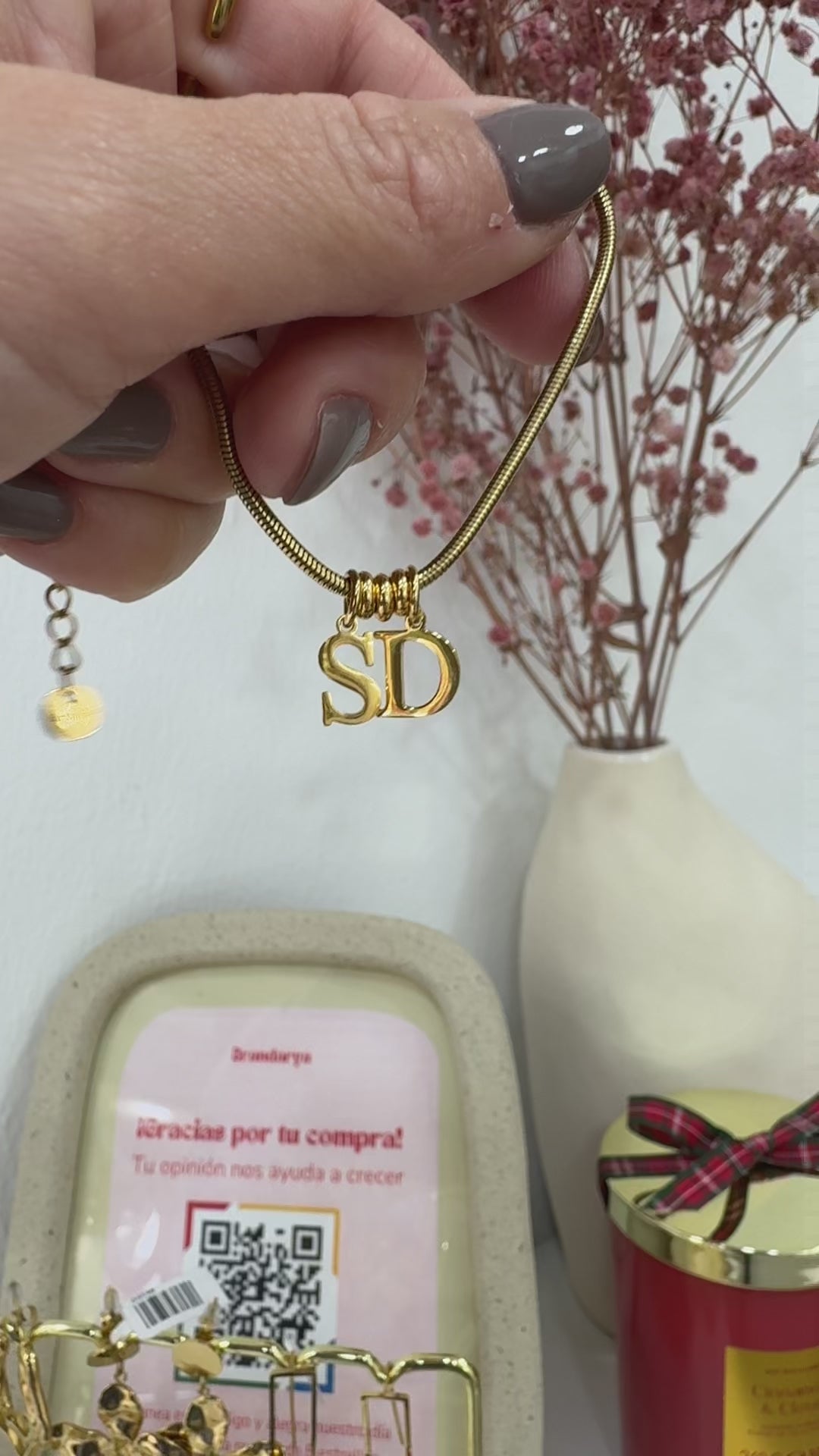 Entre piezas Brandarya